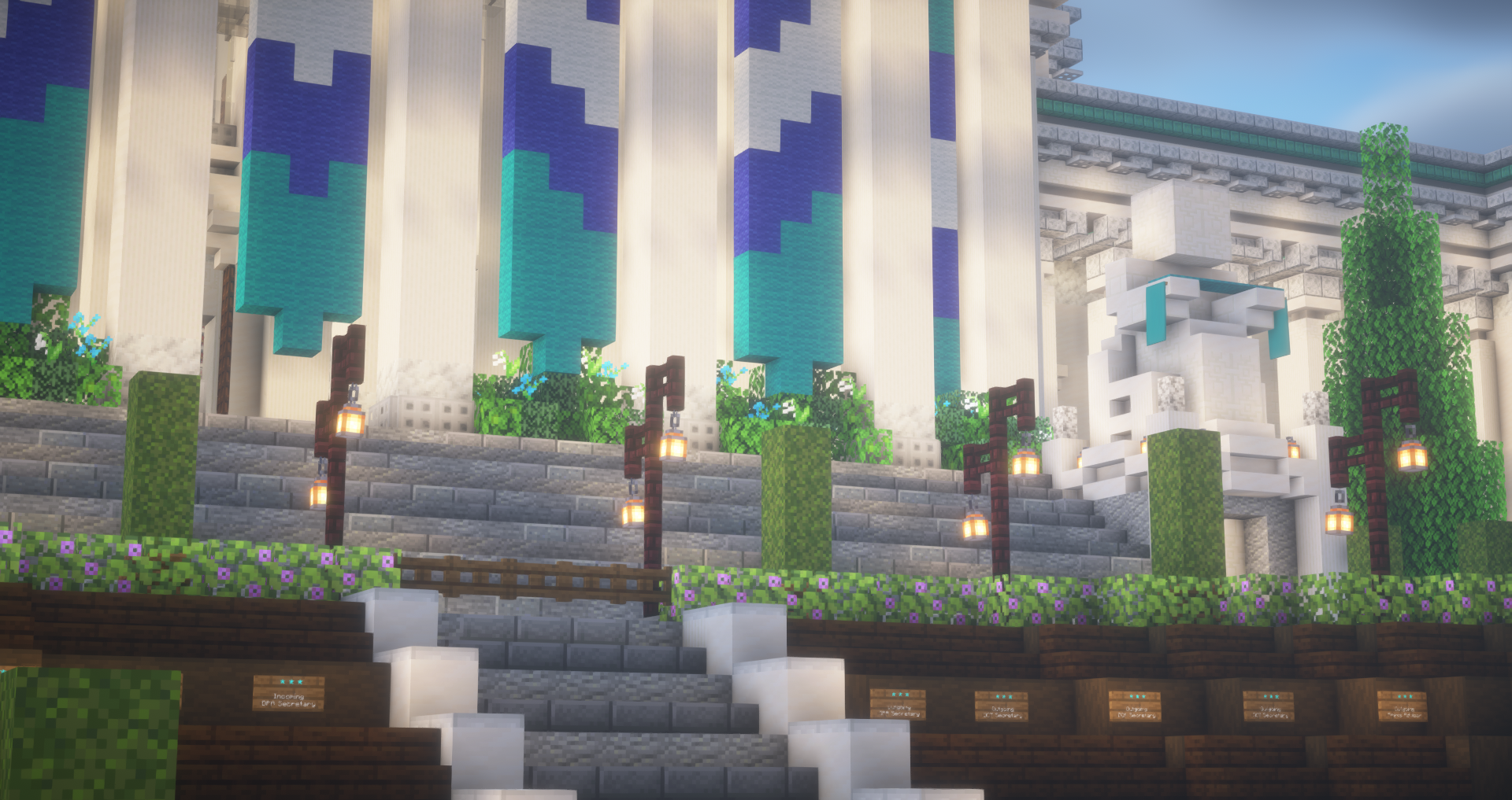 A zoomed-in picture of the back of the Congress building.
